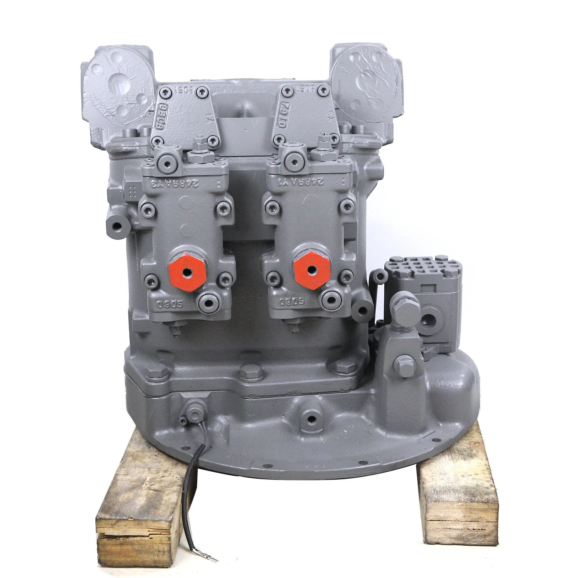 Hydraulic Main Pump HPV102 for Hitachi EX200-5 Excavator